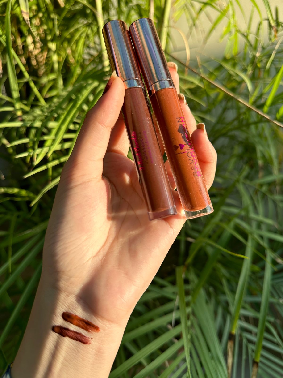 Revolution chocolate gloss