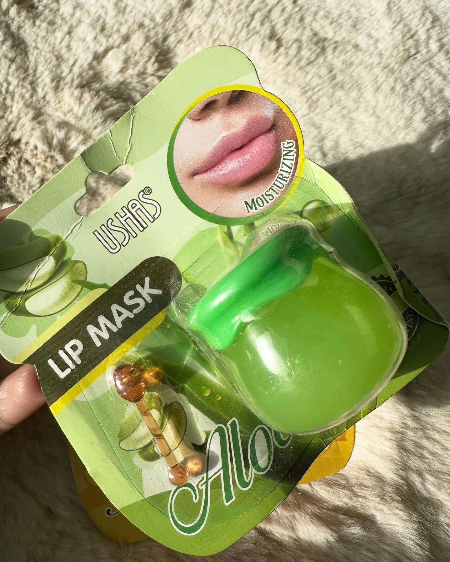 Usha lip mask