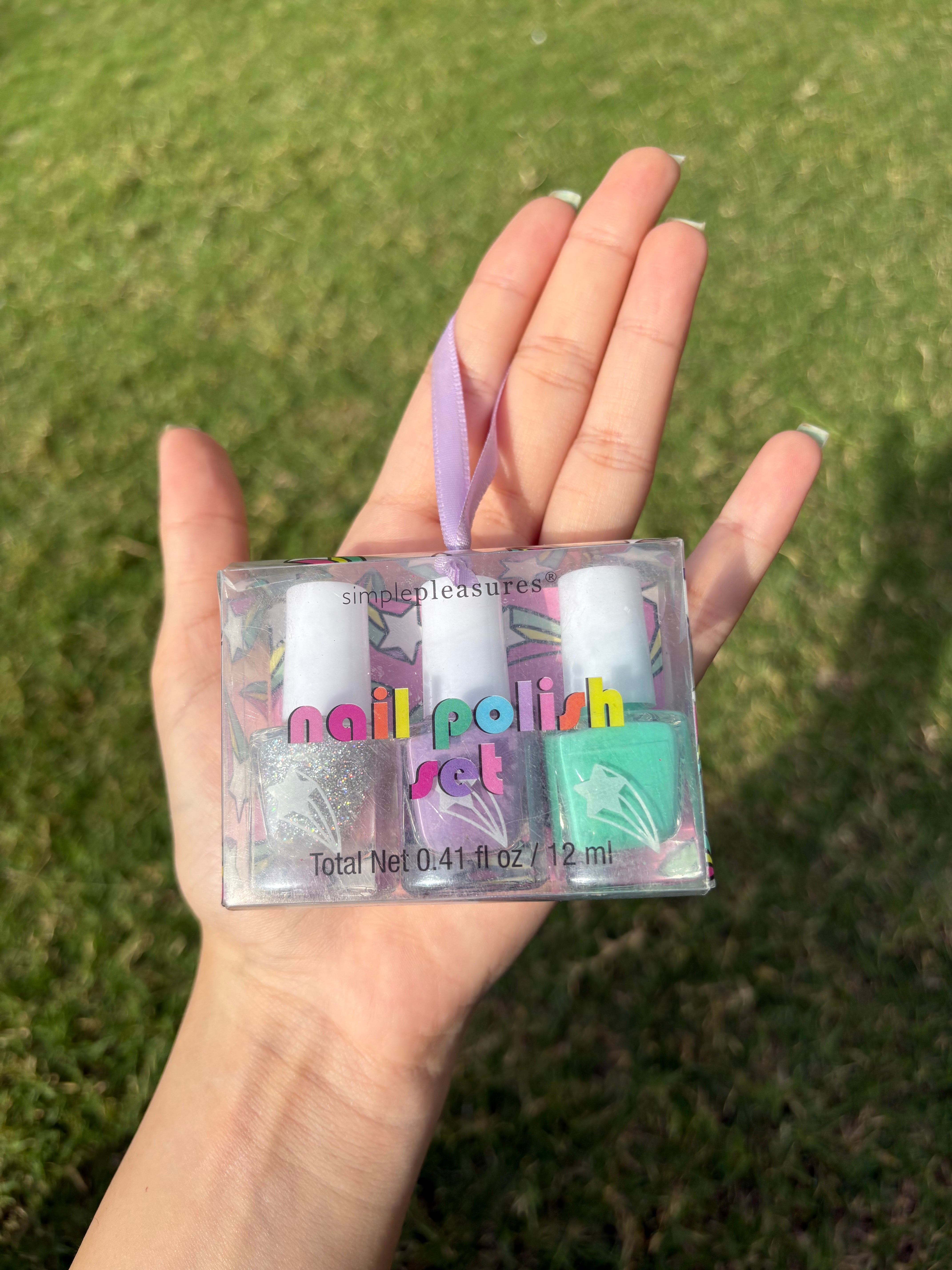 NAIL POLISH – SPARKLE STORE