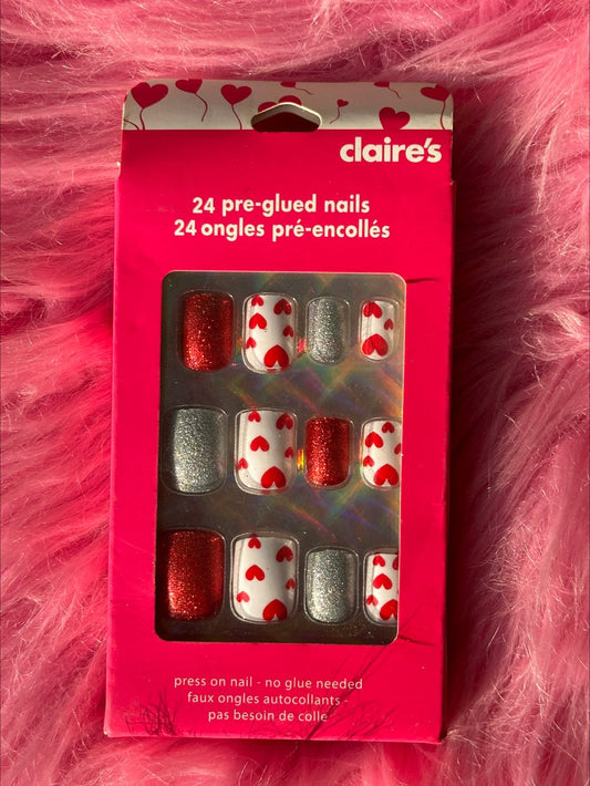 Claires heart nails