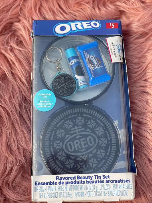 oreo lipbalm and lipgloss tin set